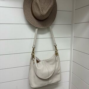 HOBO Pier Shoulder Bag Cream